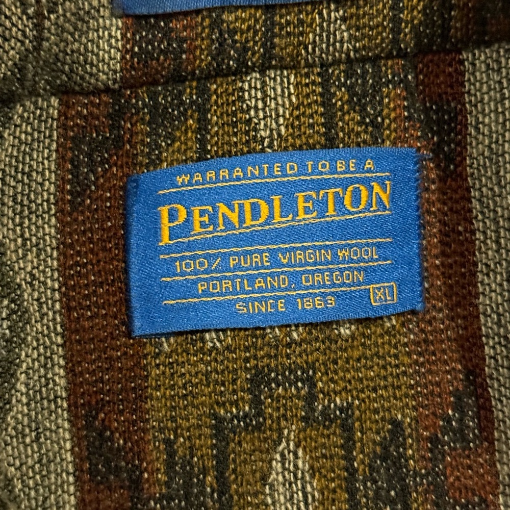 Pendleton Multicolor Patterned Shirt - image 3